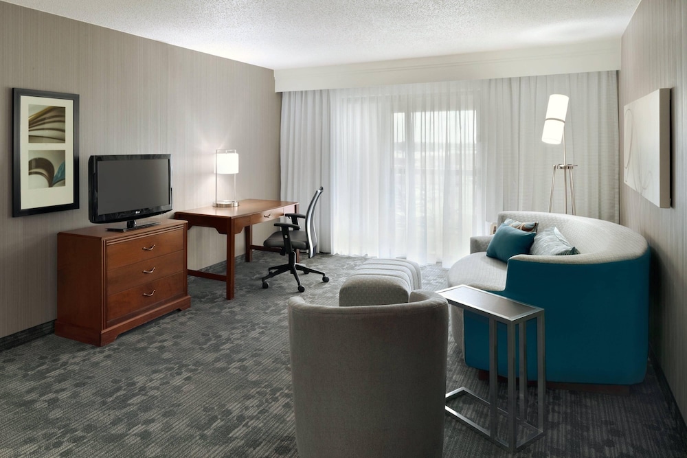 Courtyard by Marriott Dayton Beavercreek 34/61