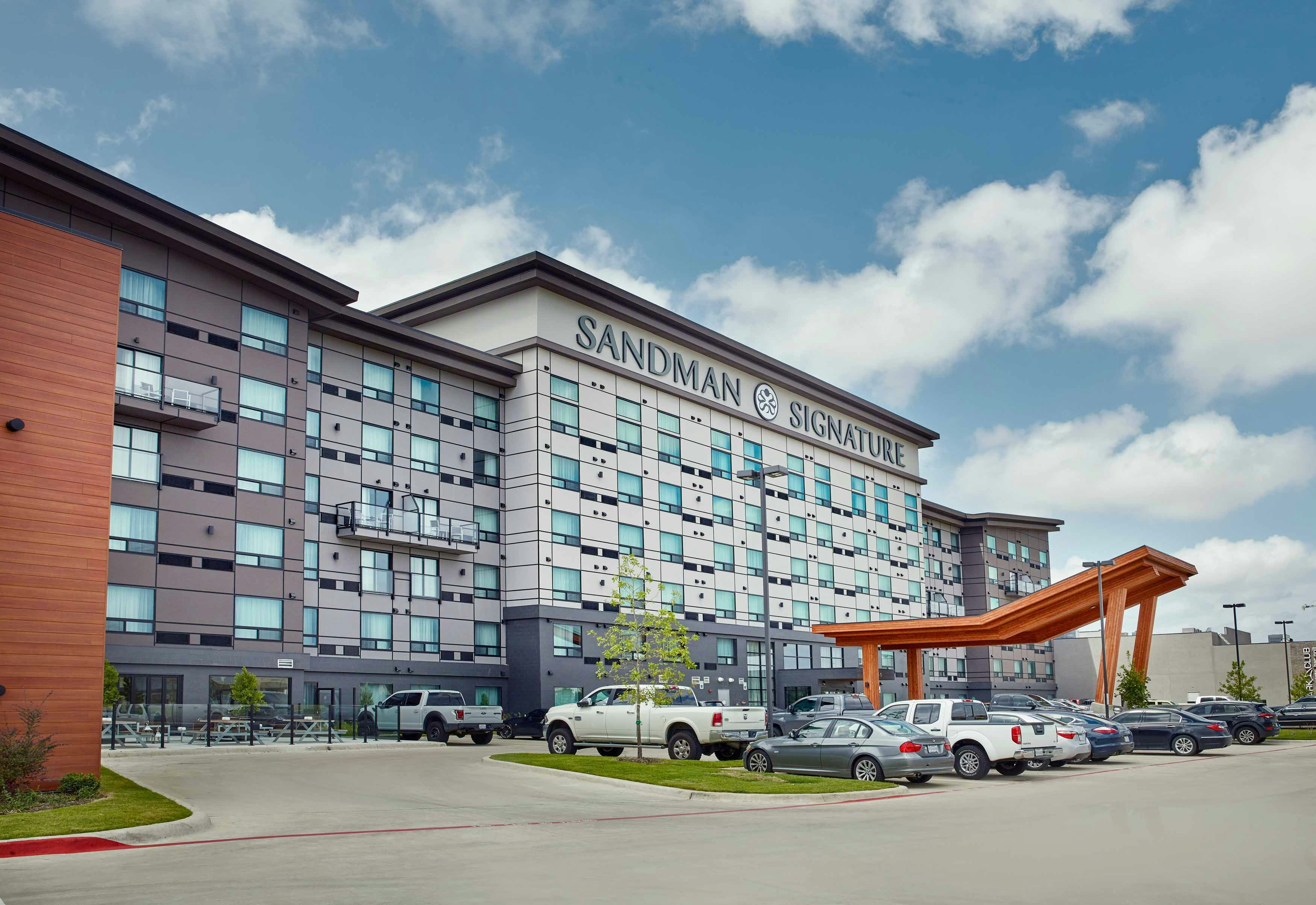 Sandman Signature Plano - Frisco Hotel 6/53