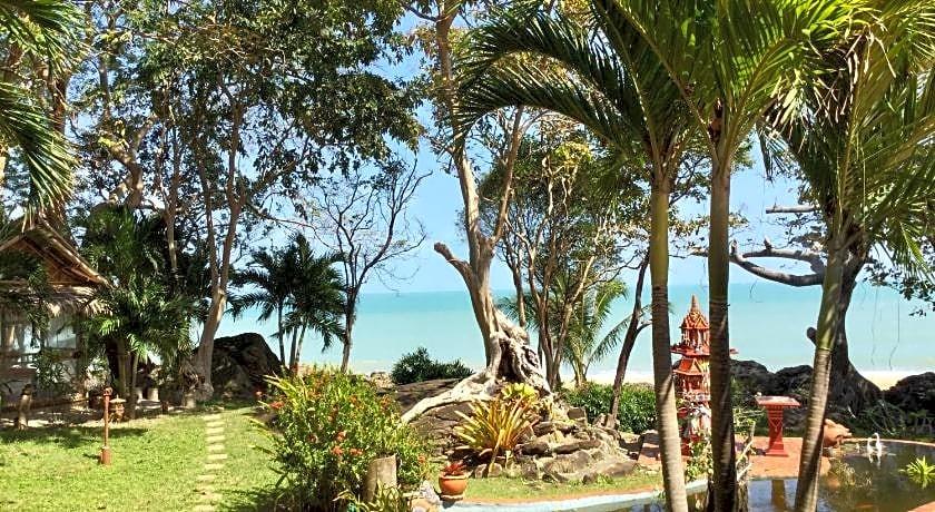 Khanom Hill Resort 44/50