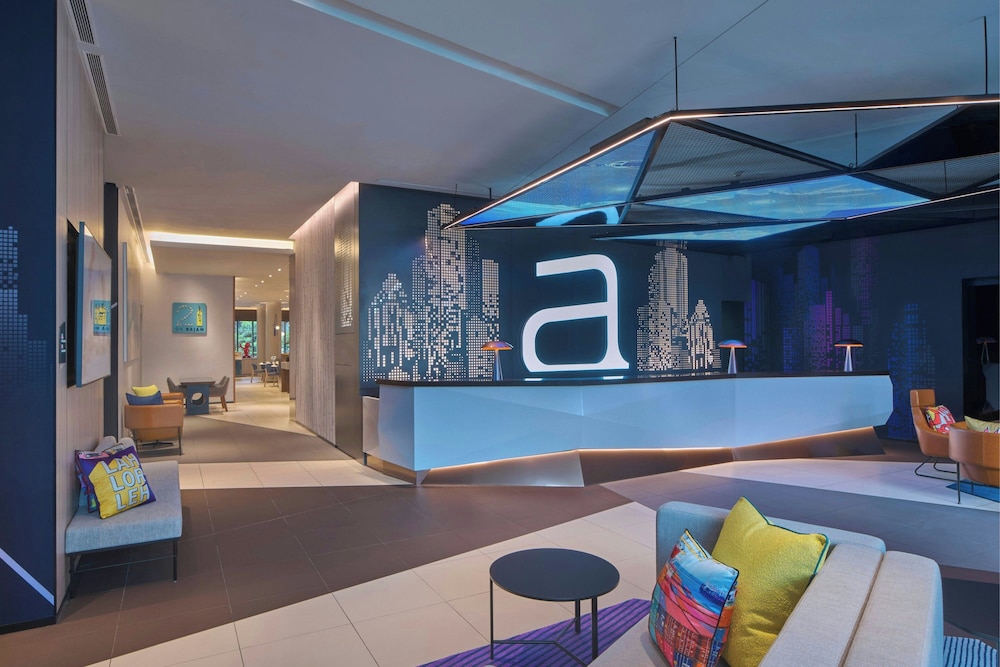 Aloft Singapore Novena 9/65