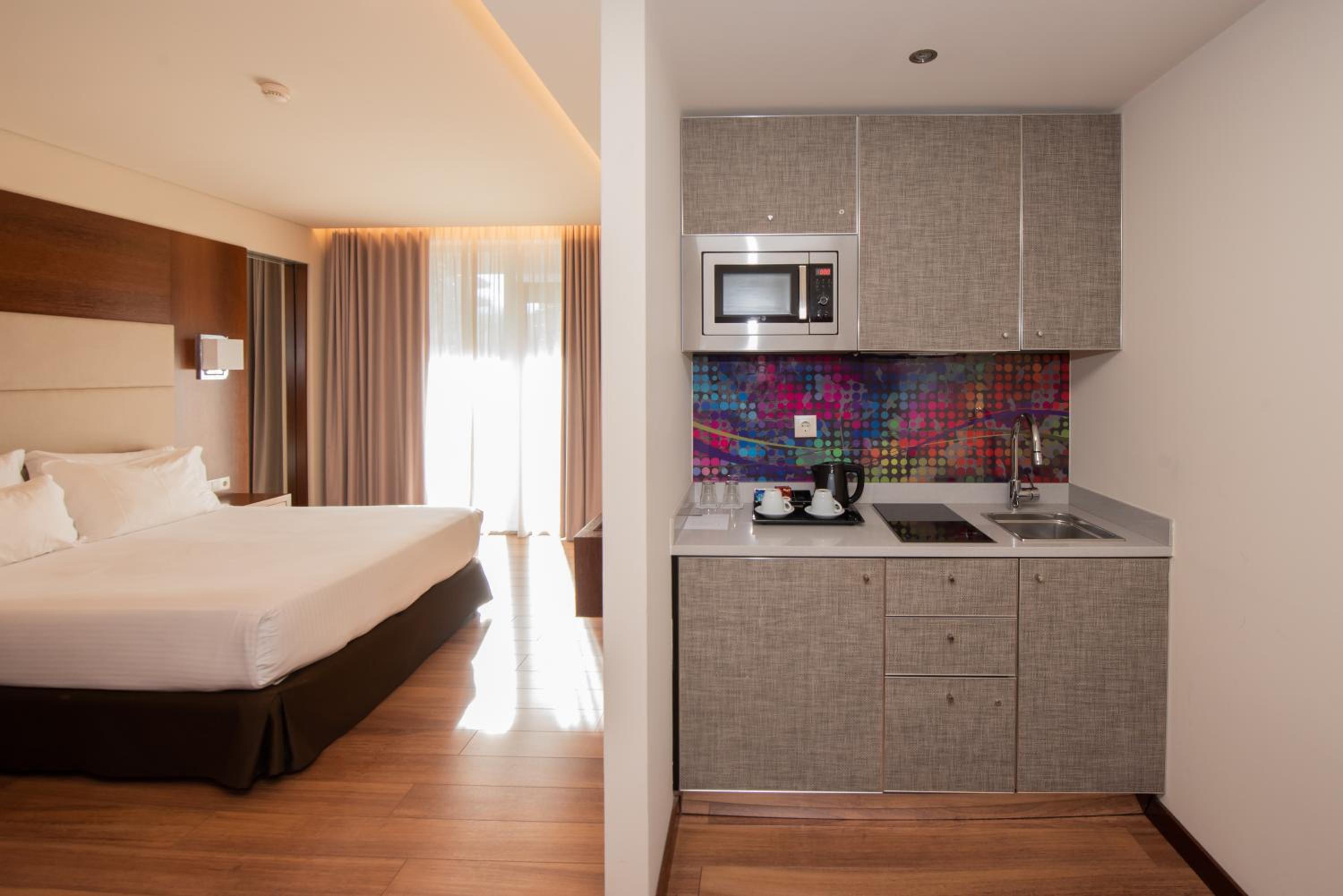 شقة بشرفة، Eurostars Oporto 4/7
