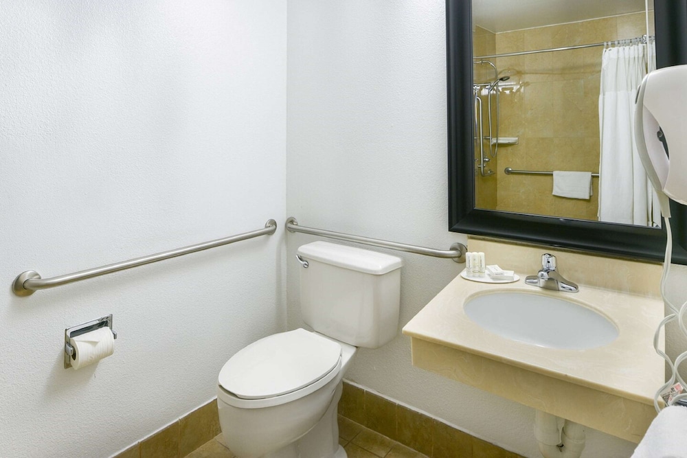 SureStay Hotel by Best Western Ontario Airport 16/31
