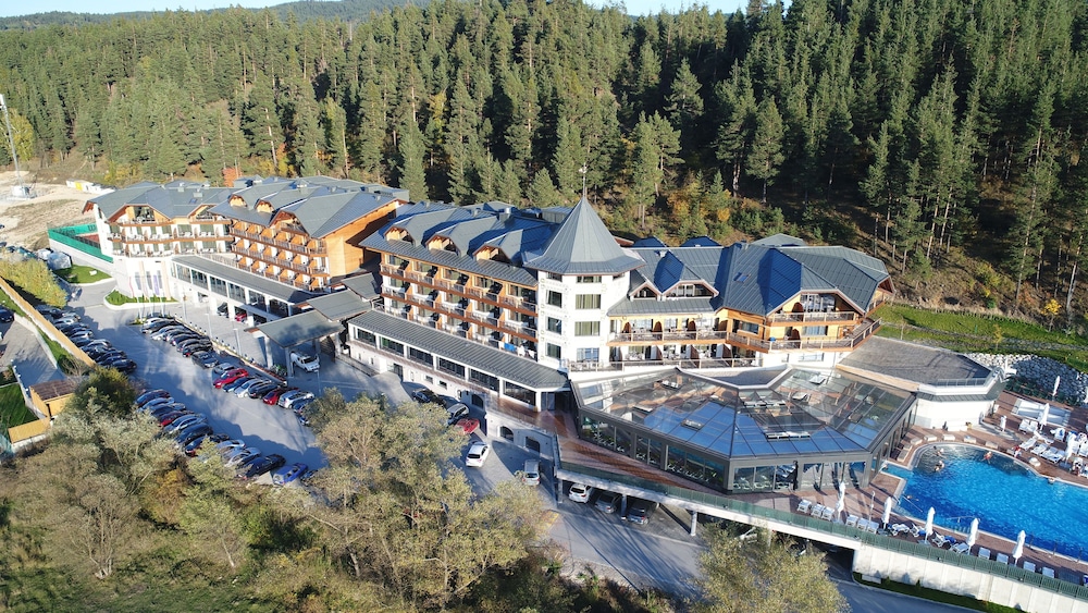 Hot Springs Medical & Spa Hotel 3/34