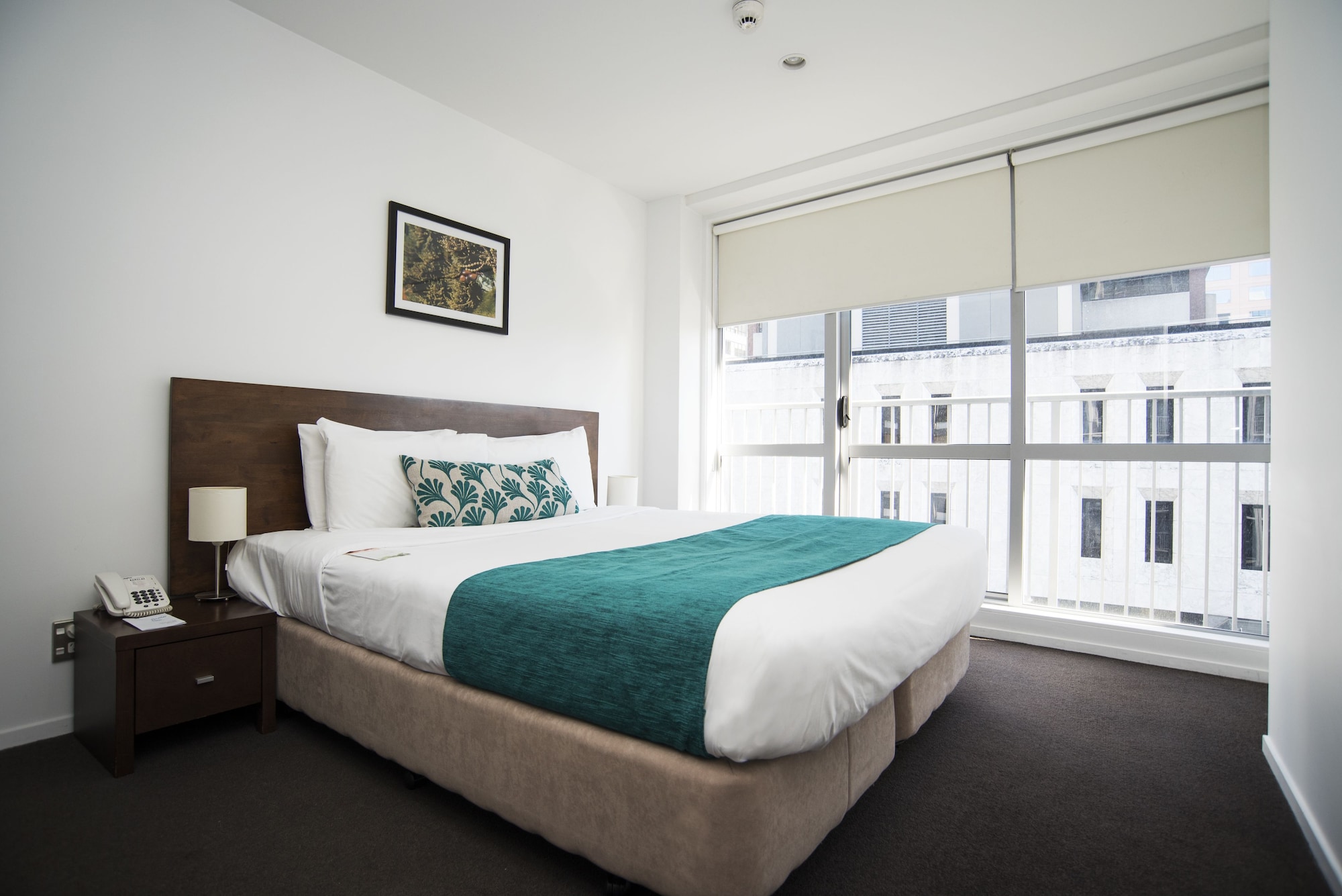 2 BEDROOMS, EXECUTIVE, SUITE