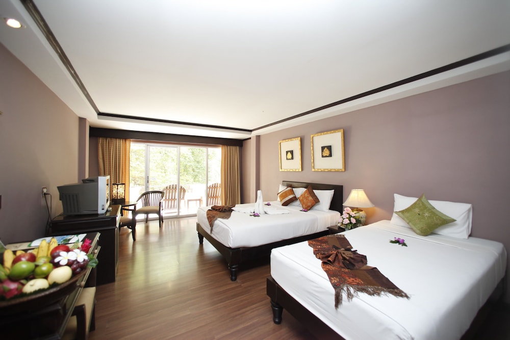 Fair House Beach Resort & Hotel 41/77