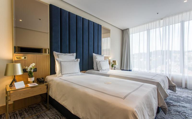Swiss, Premier, Single Bed