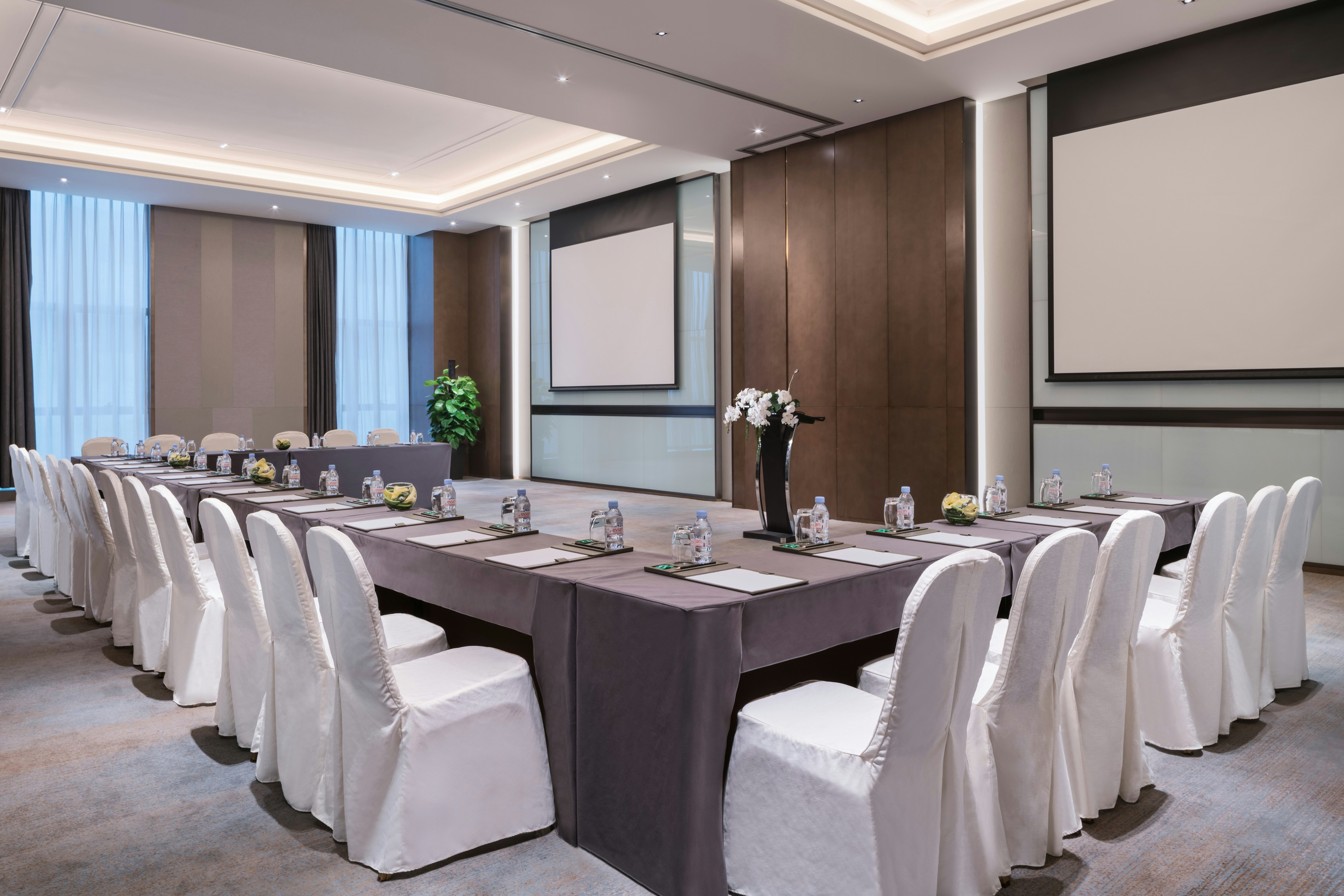 Doubletree By Hilton Hotel Shiyan 41/42