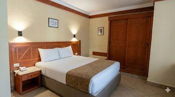 Moonlight, Suite, Queen Bed, with View