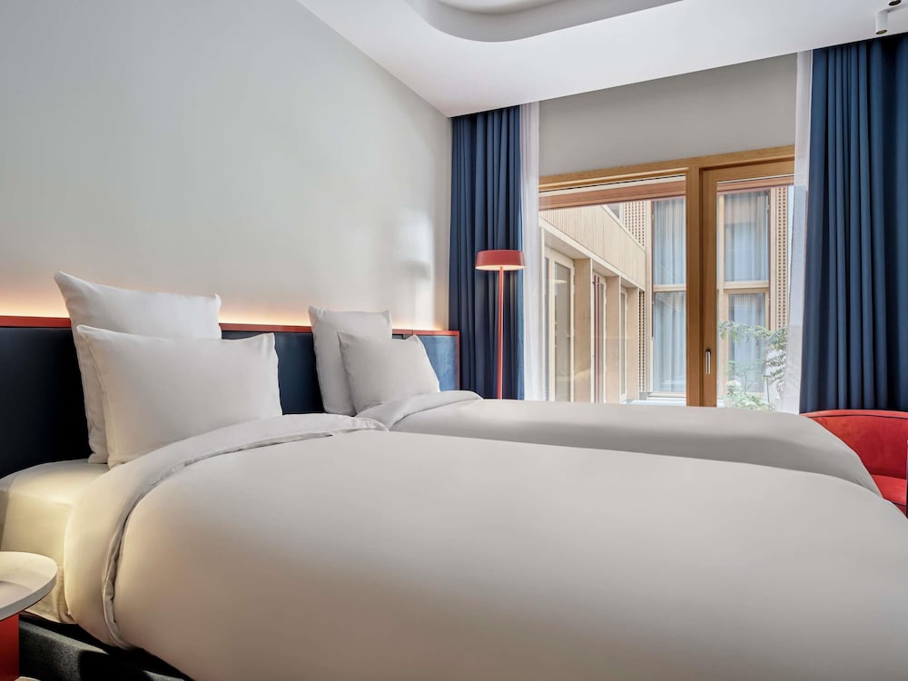 TRIBE Paris Pantin 7/50