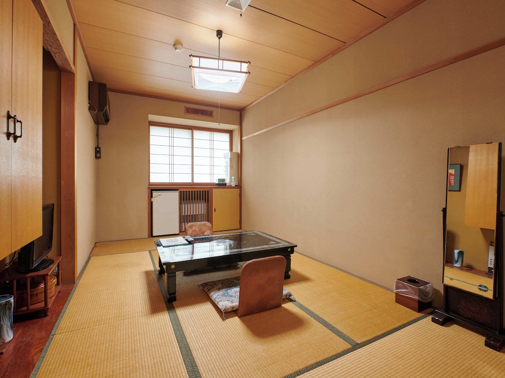Ryokufuen Kiyoharu 33/54