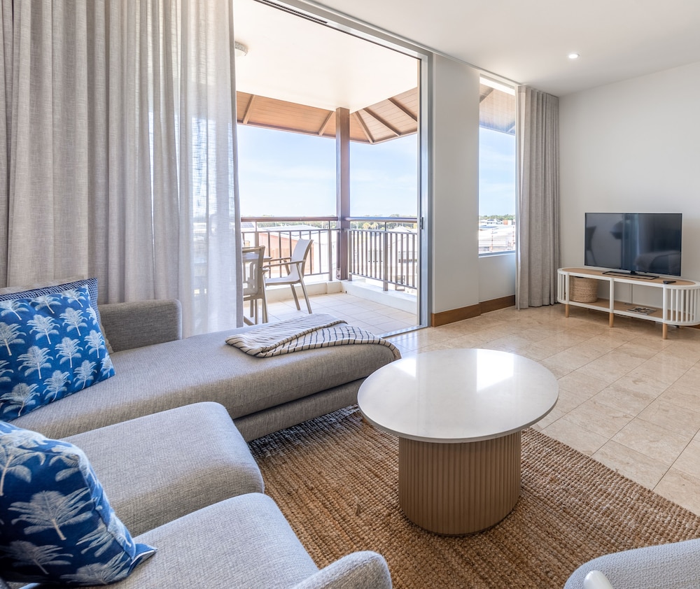 Oaks Casuarina Santai Resort 38/51