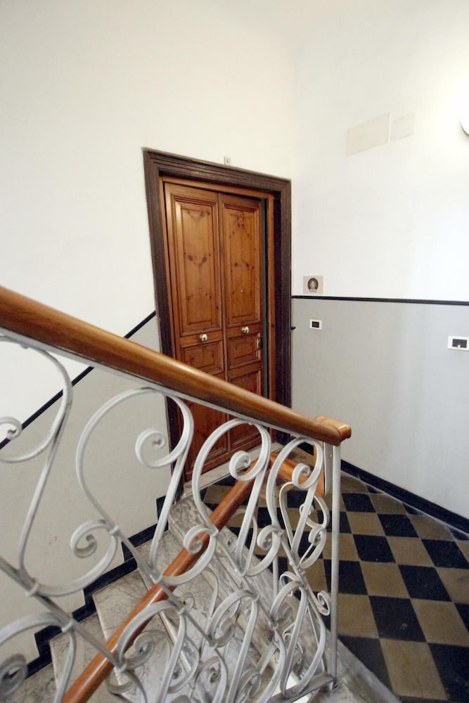 The Old Station Rooms 13/23