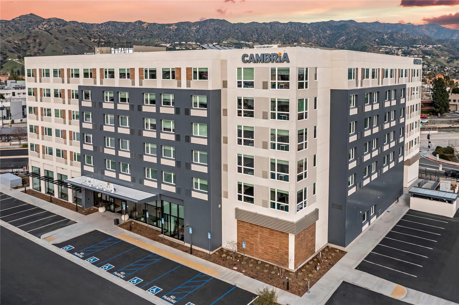 Cambria Hotel Burbank Airport 2/26