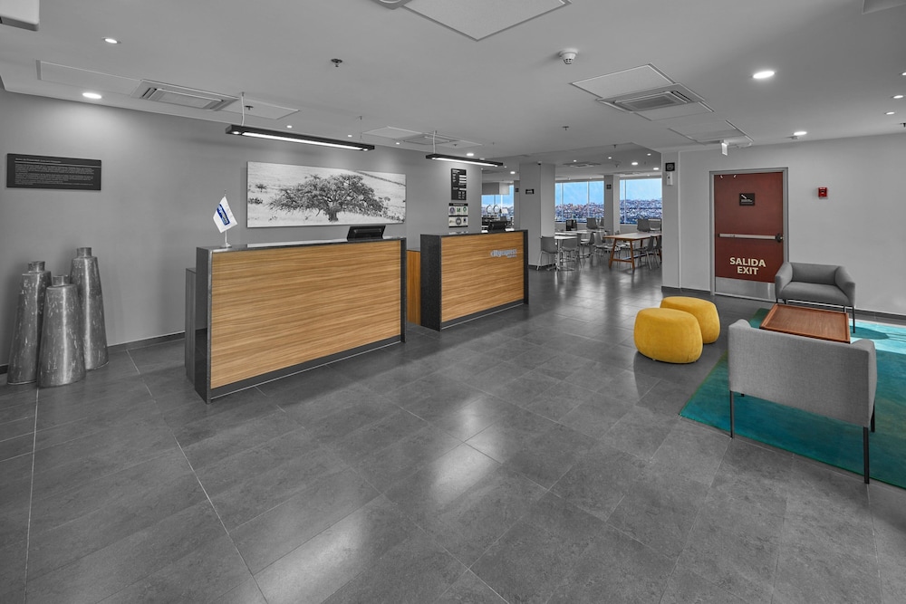 Lobby at City Express by Marriott Ensenada, ENSENADA