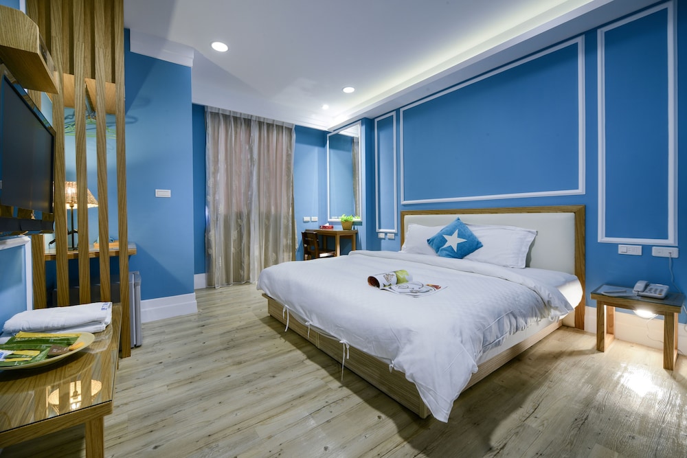 Kenting Coast Resort 18/70