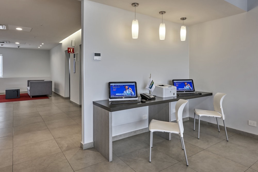 City Express Junior by Marriott Puebla Angelopolis 35/43