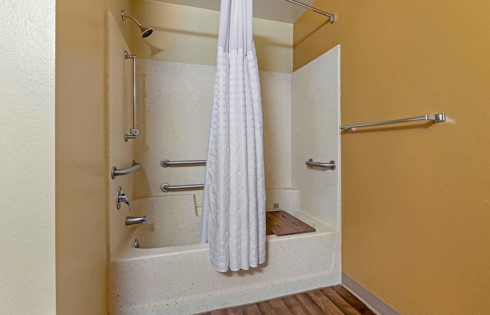 Extended Stay America - Madison - Old Sauk Rd. 48/48