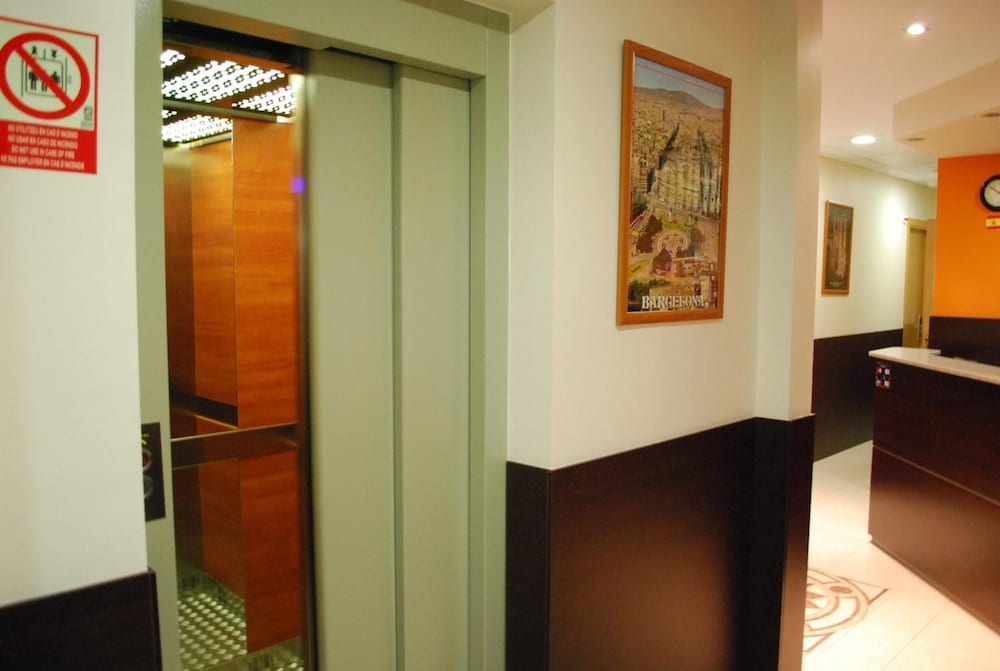 Hostal Las Flores 9/60