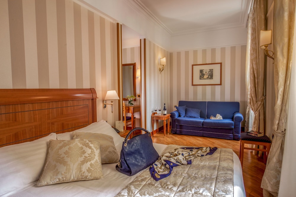 Albergo Ottocento 18/47