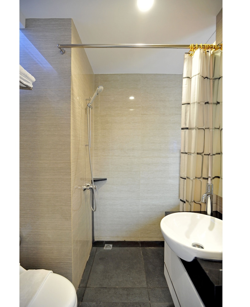 The Life Hotels 24/26
