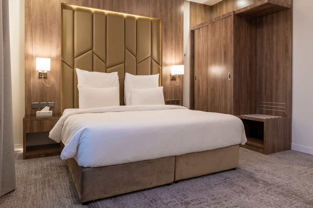 فندق كارم الرياض(Tura Hotel AlNuzha) 22/43