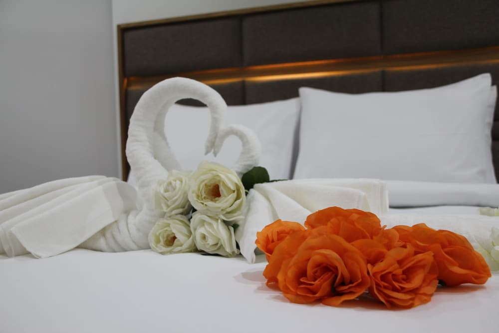 Plaza Athenee Hotel 21/50