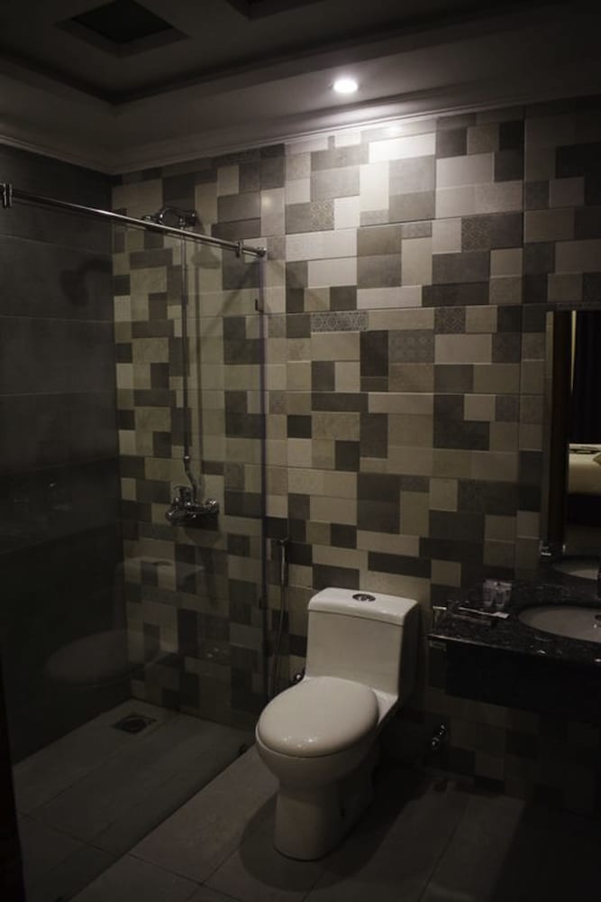 Grand Millennium Hotel Lahore (Local) 40/41