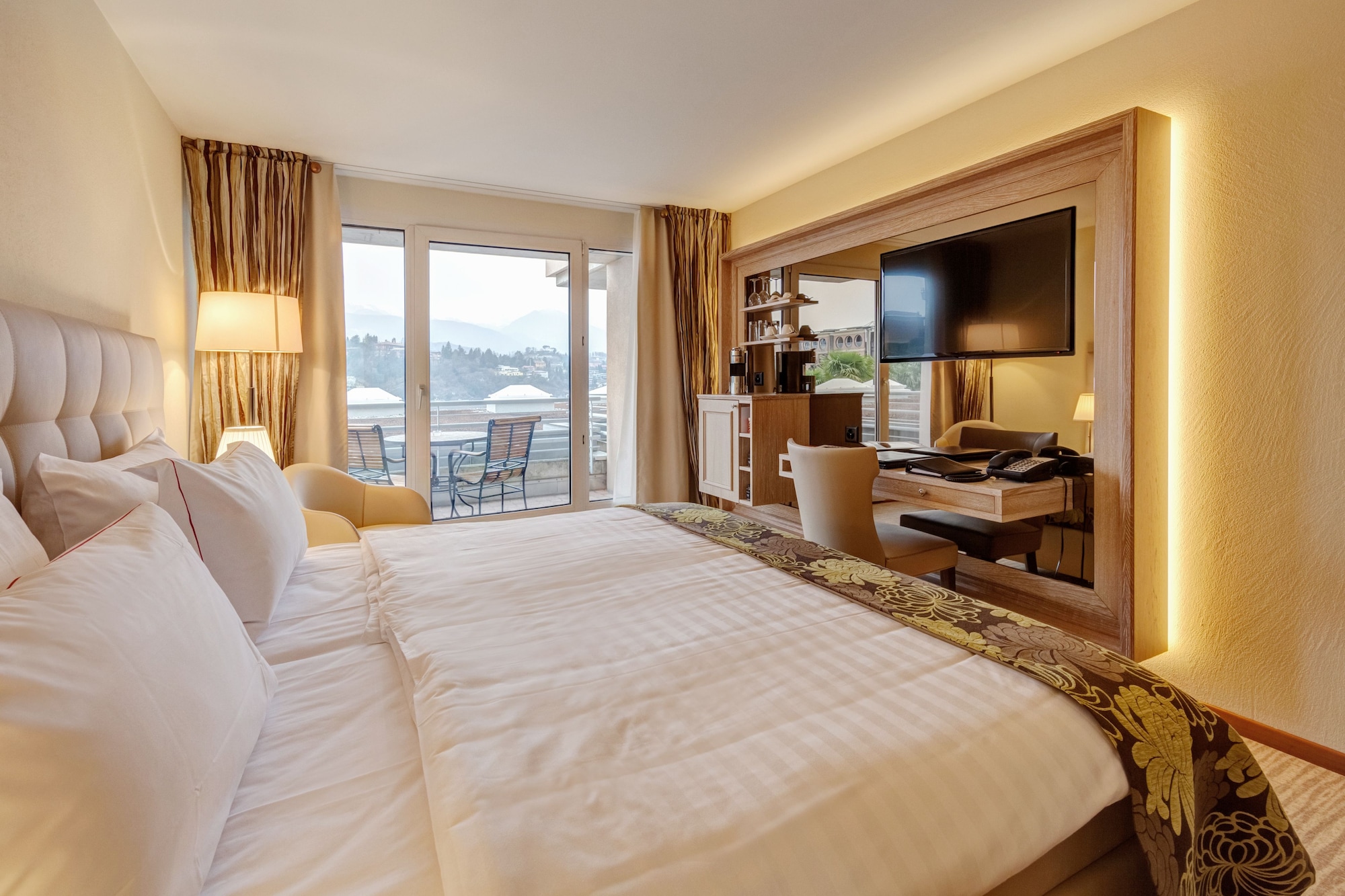 ROOM, DOUBLE BED, GARDEN VIEW