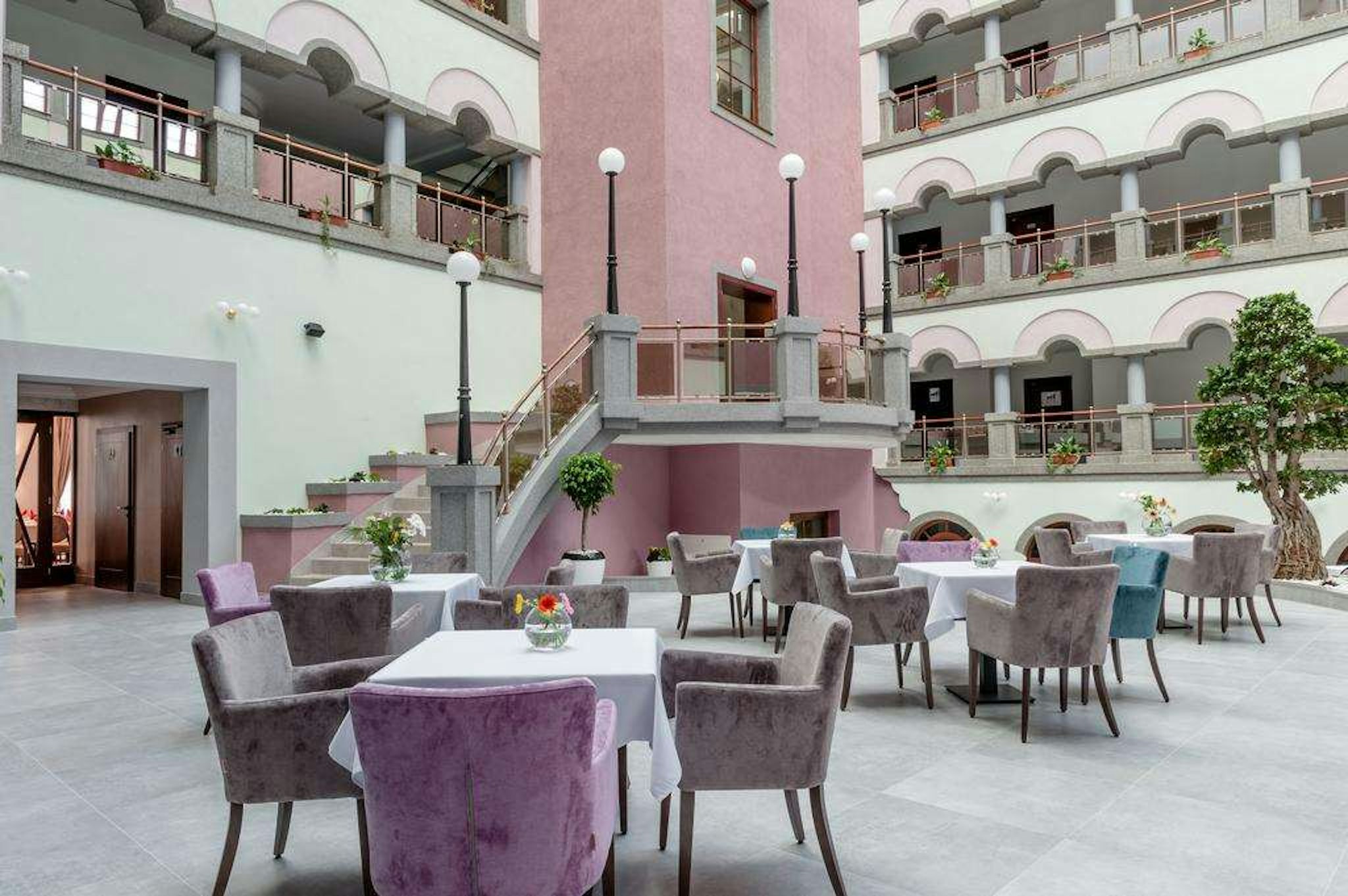 Kultura Hotel 35/49