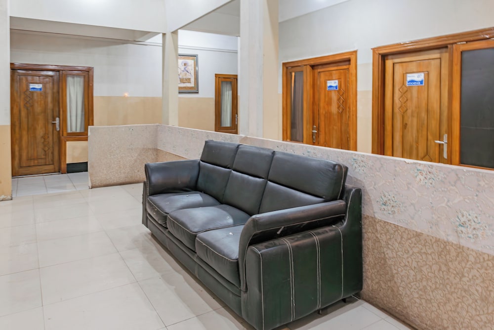 Hotel O Ilir Barar I Near Rumah Sakit Islam Siti Khadijah Formerly Maleo Hotel 21/28