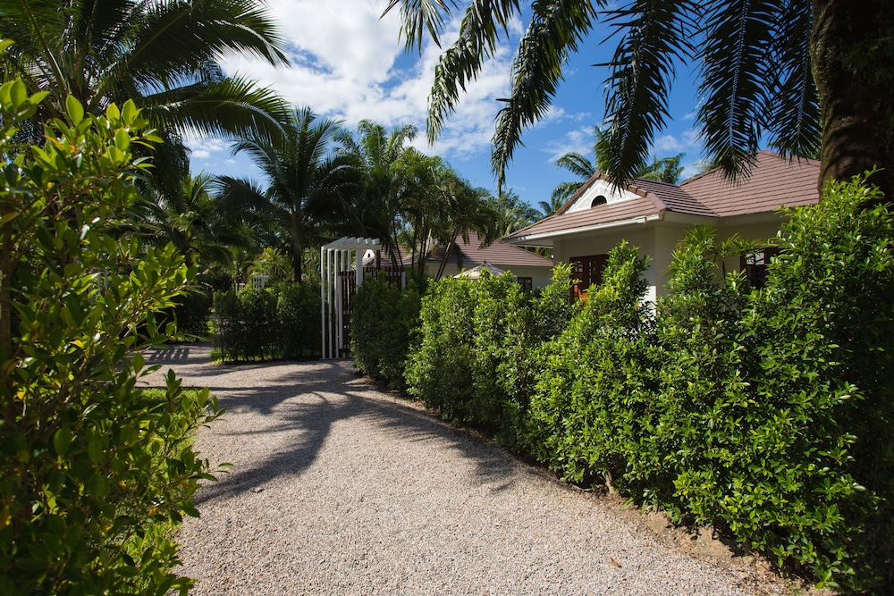 Alisea Pool Villas 59/65