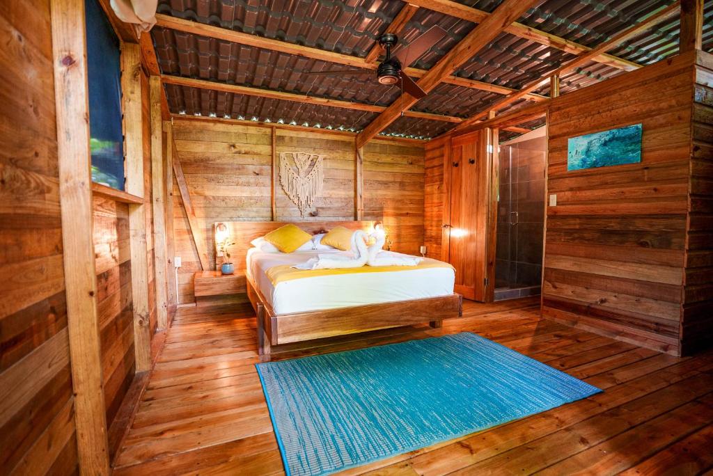 Room, Double Bed, Private Bathroom