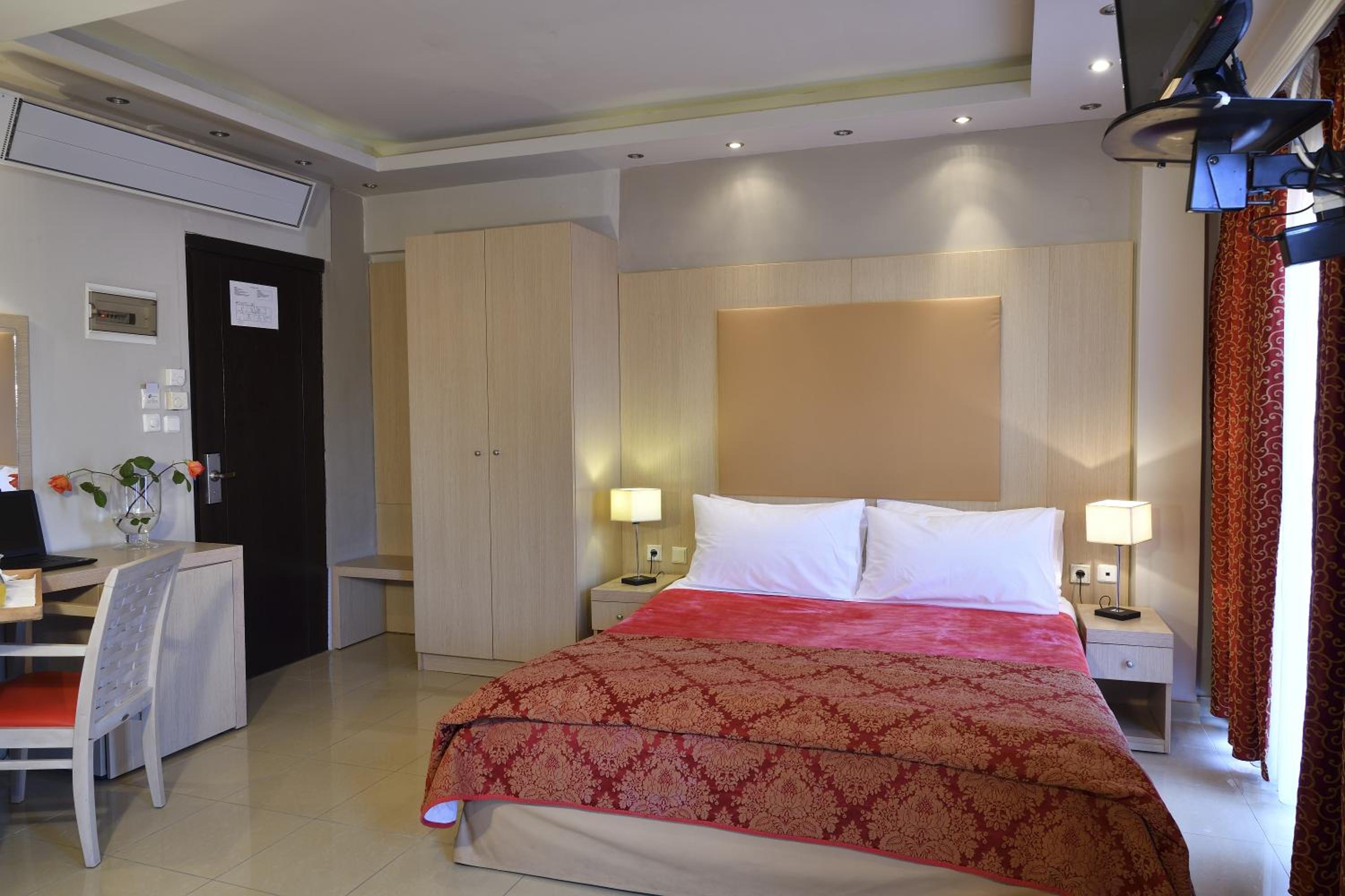 جناح جونيور، Four Seasons Skg Thessaloniki 3/10