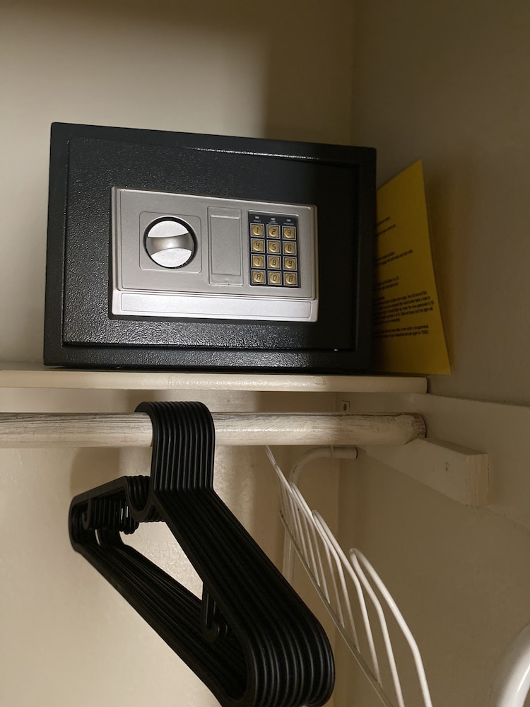 Glendale Apartment Rental by Owner 4/58