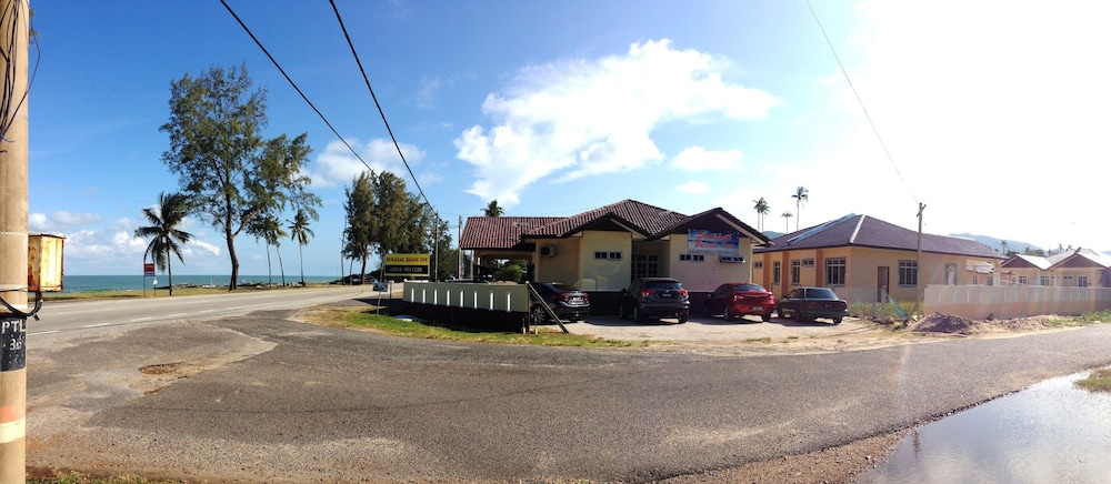 Semarak Beach Inn 2/45