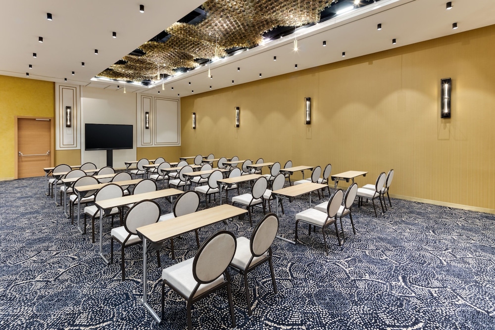 Courtyard By Marriott Cluj-Napoca Downtown 33/46