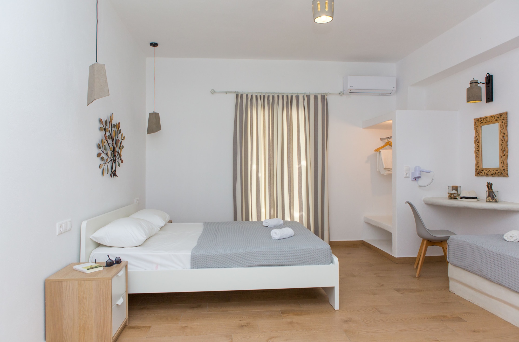 1 BEDROOM, DELUXE, QUADRUPLE