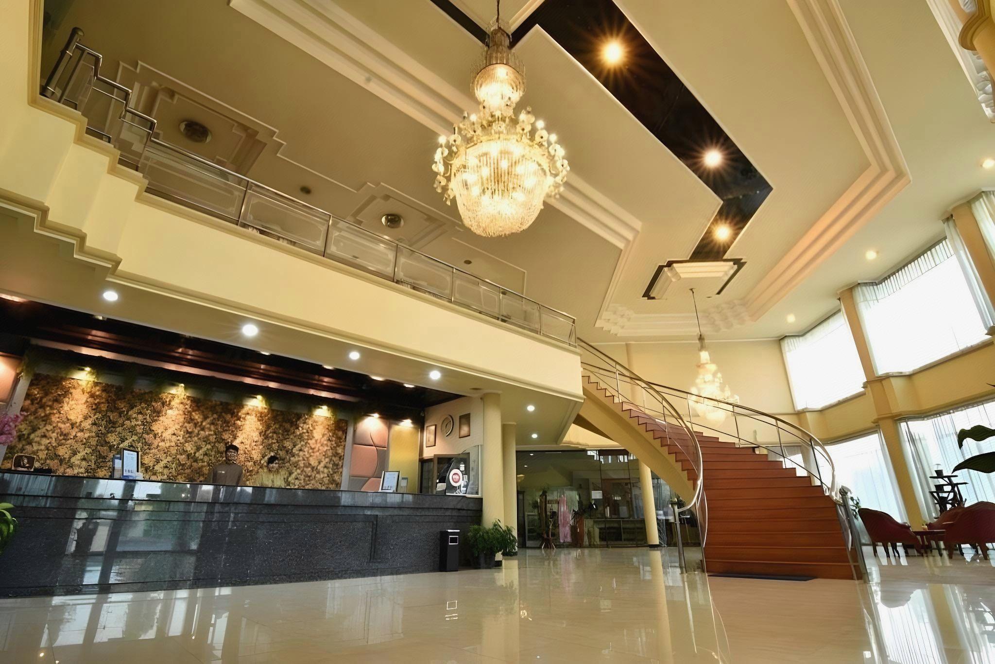 Hotel Sendang Sari 5/40