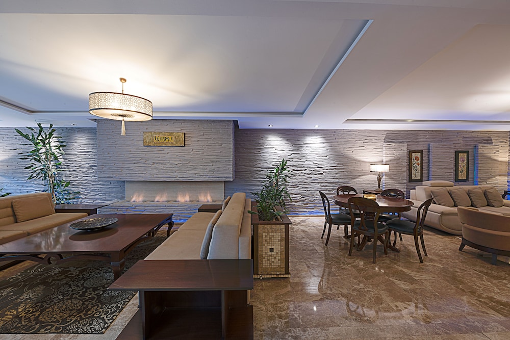 Dream Hill Business Deluxe Hotel Asia 18/26