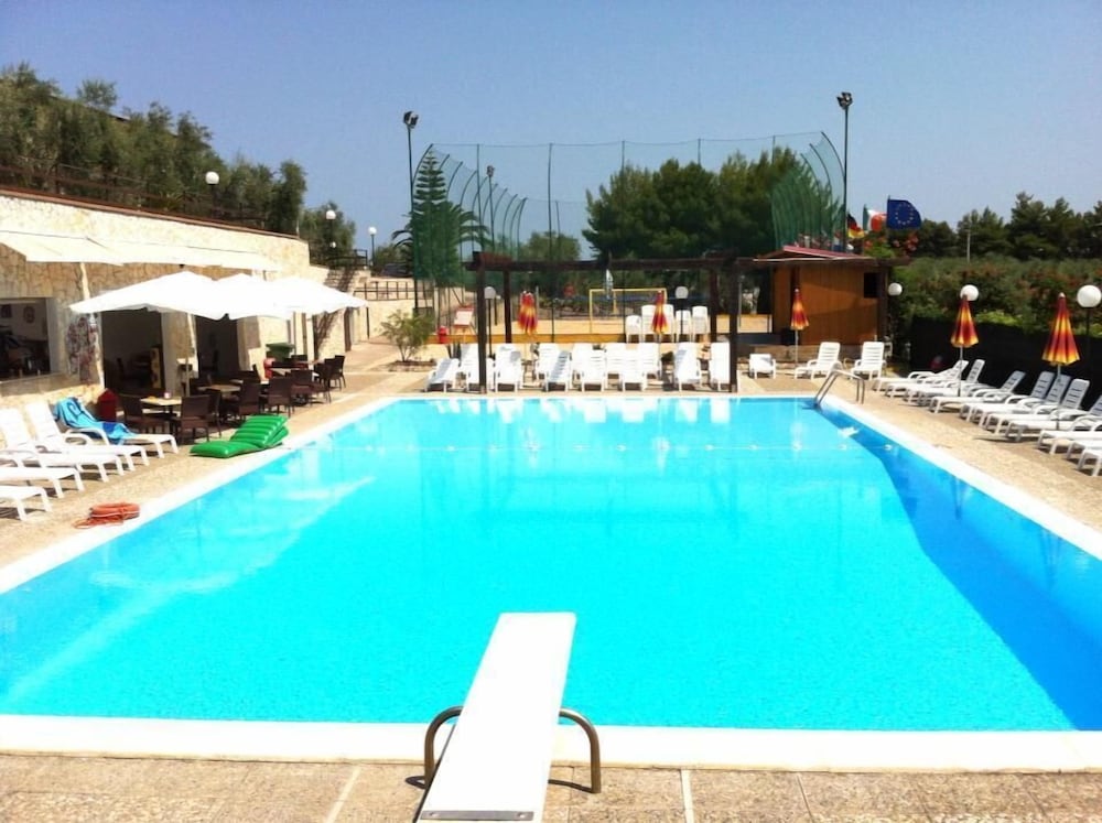Villaggio Turistico Defensola 7/65