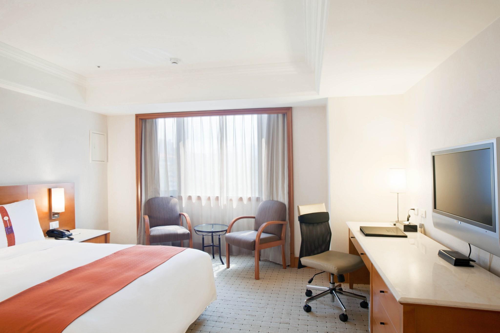 Exquisite, Double Bed