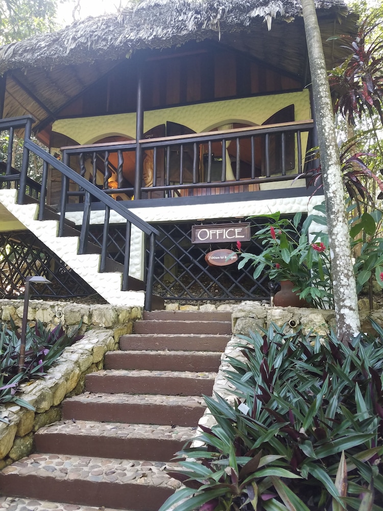 Table Rock Jungle Lodge 2/65