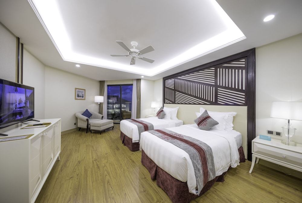Renaissance Hoi An Resort & Spa 10/35