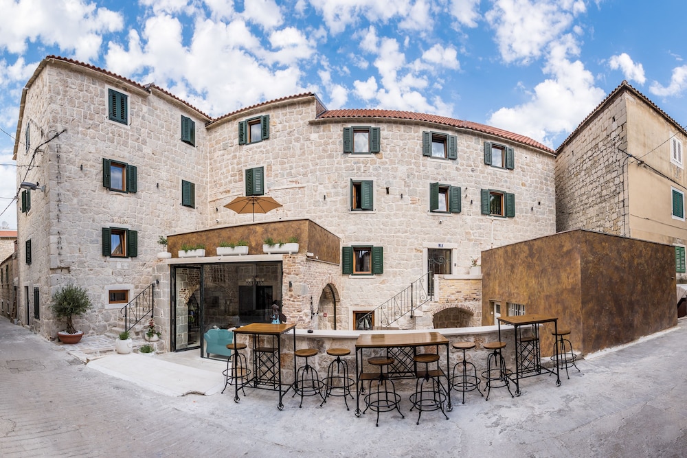 Heritage Palace Varos - MAG Quaint & Elegant Boutique Hotels in SPLIT