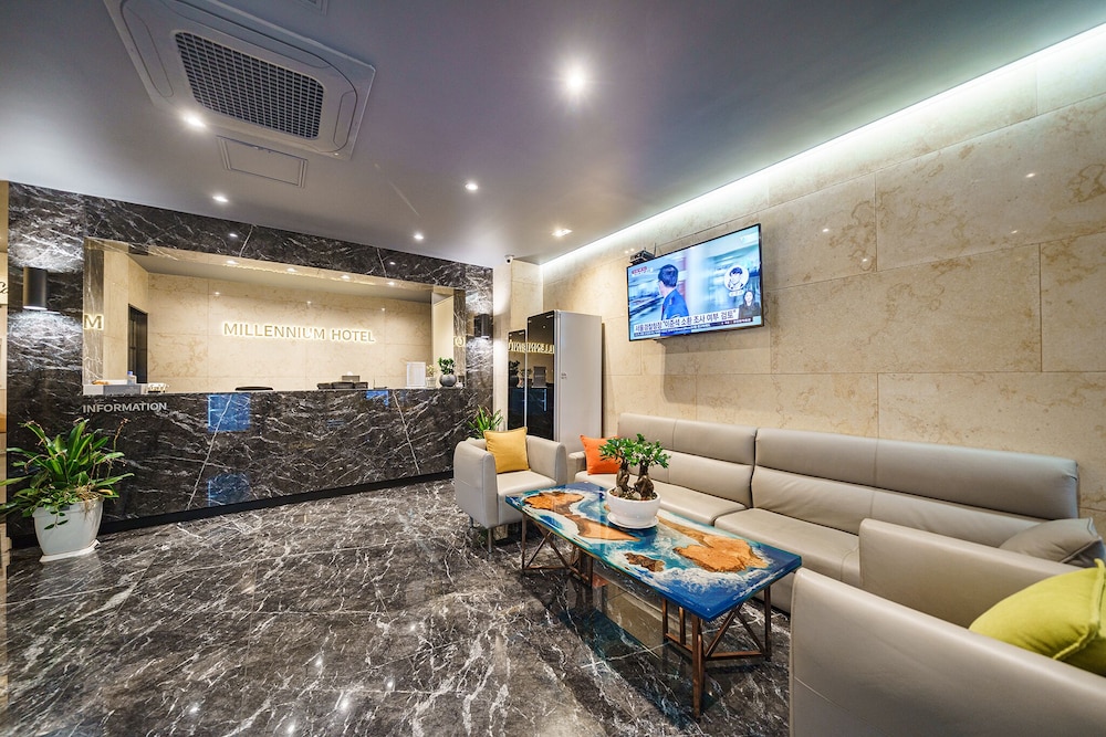 Hotel Millennium 33/43