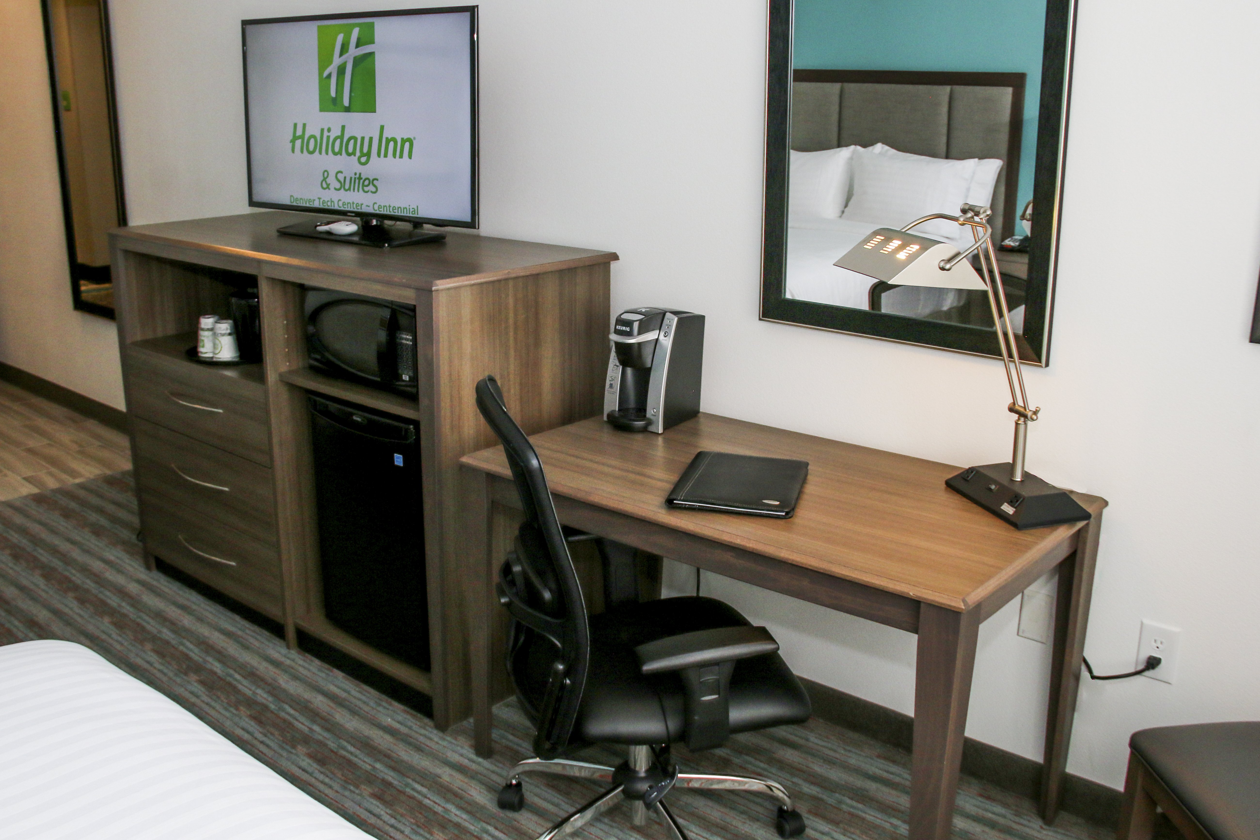 Holiday Inn Hotel Suites Denver Tech Center Centennial 66/75