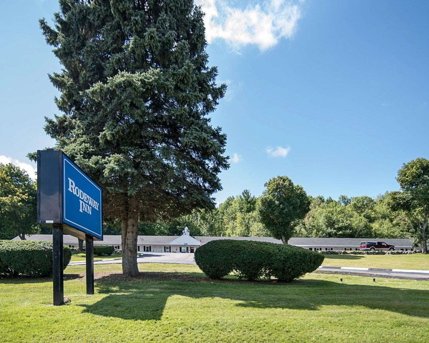 Econo Lodge Westminster, MA 29/36