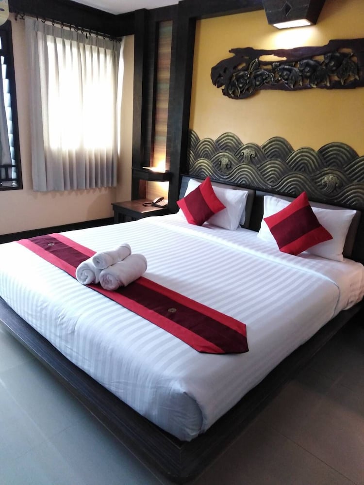 RueanPhae Royal Park Hotel 15/50