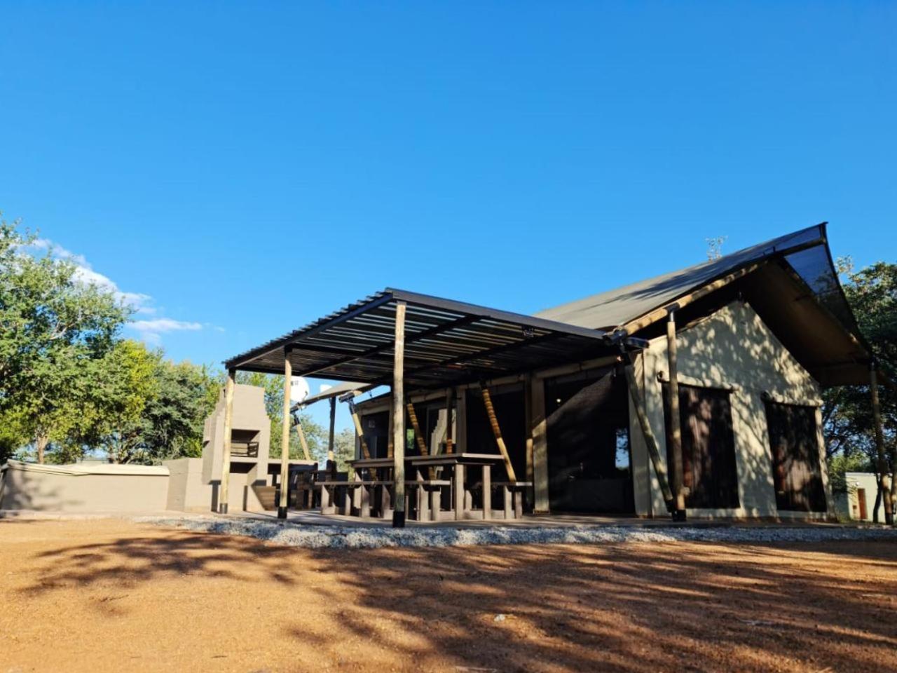 Lethabong Lodge 2/50