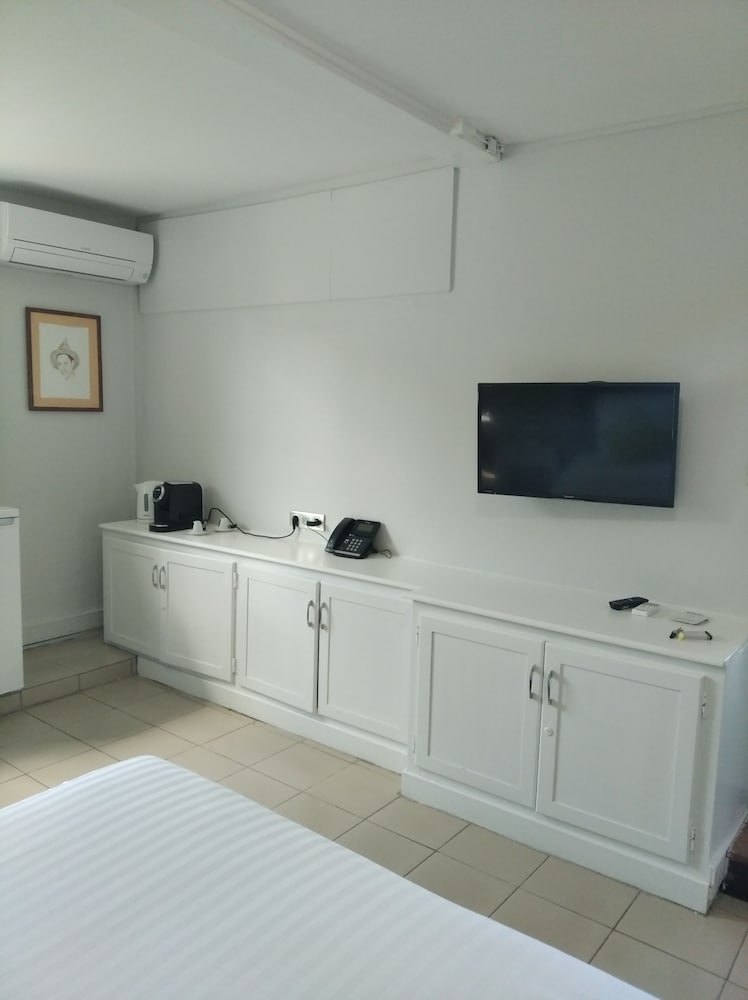 Hotel Fregate Bleue 8/72